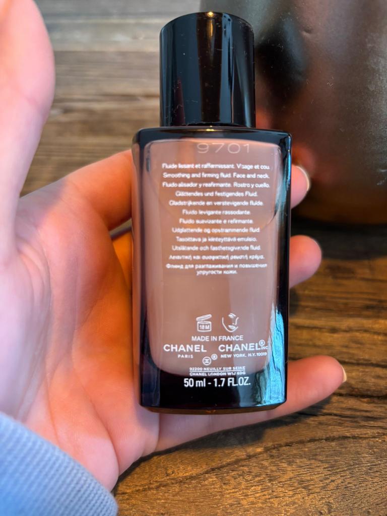 Nieuwe, gesealde Chanel Le Lift huidverzorgingsset, Sieraden, Tassen en Uiterlijk, Uiterlijk | Gezichtsverzorging, Ophalen of Verzenden