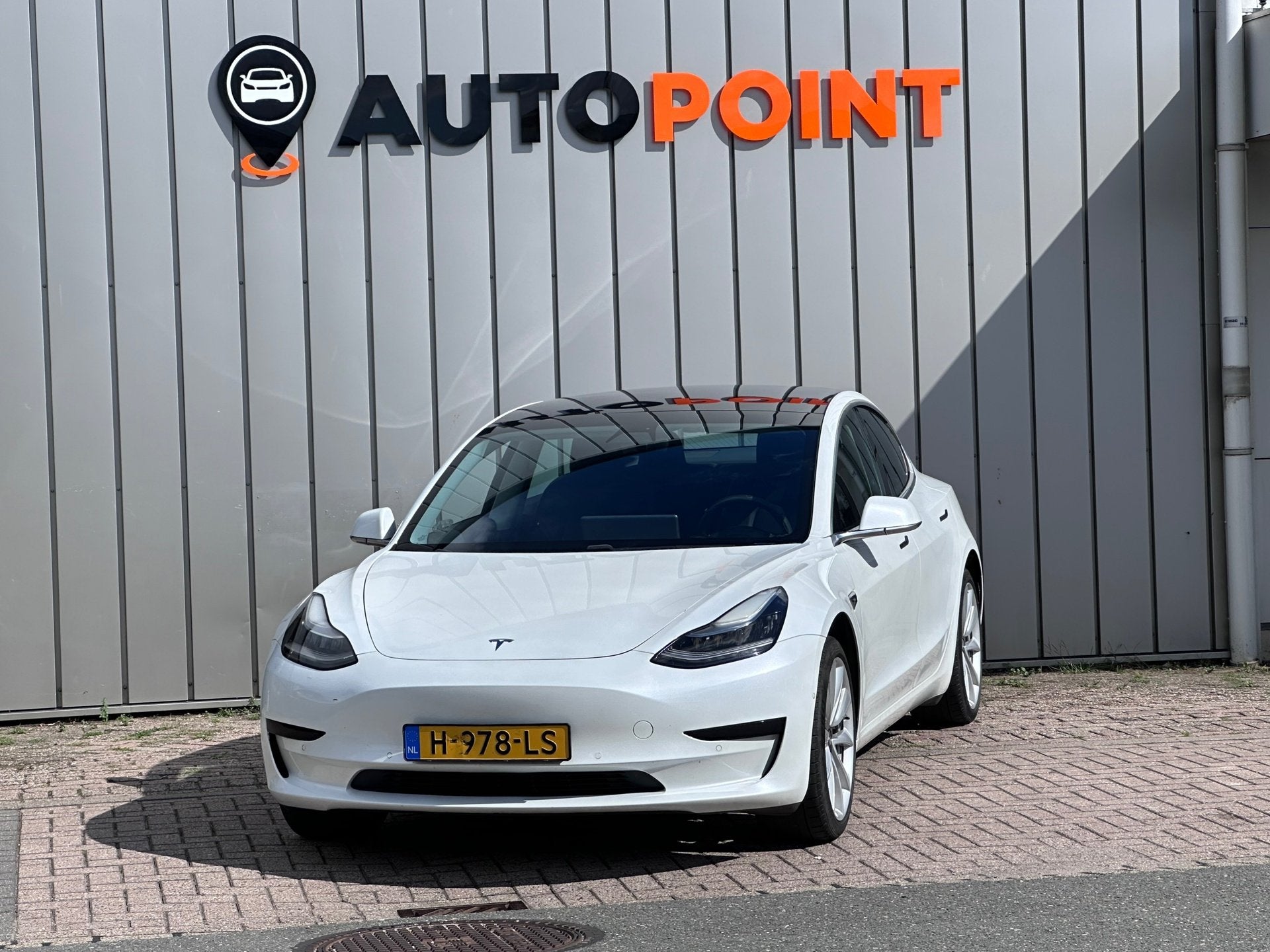Tesla Model 3 Standard RWD Plus 60 kWh DEALER OND 1 EIGENAAR, 238 pk, Achterwielaandrijving, Gebruikt, Zwart