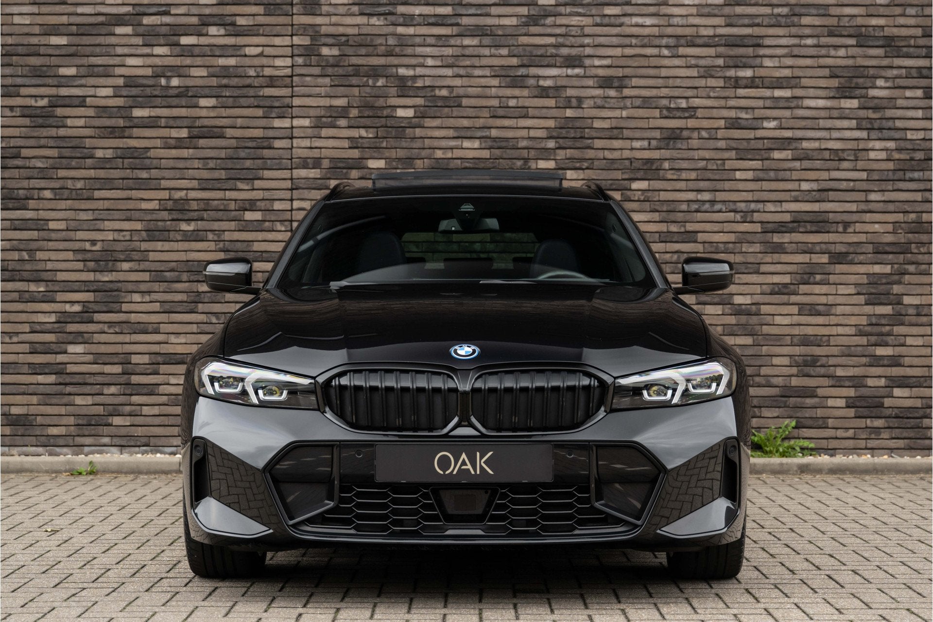 BMW 3 Serie Touring 330e | M-Sport | Live Cockpit | Panorama, Auto's, Automaat, Gebruikt, Zwart, 4 cilinders