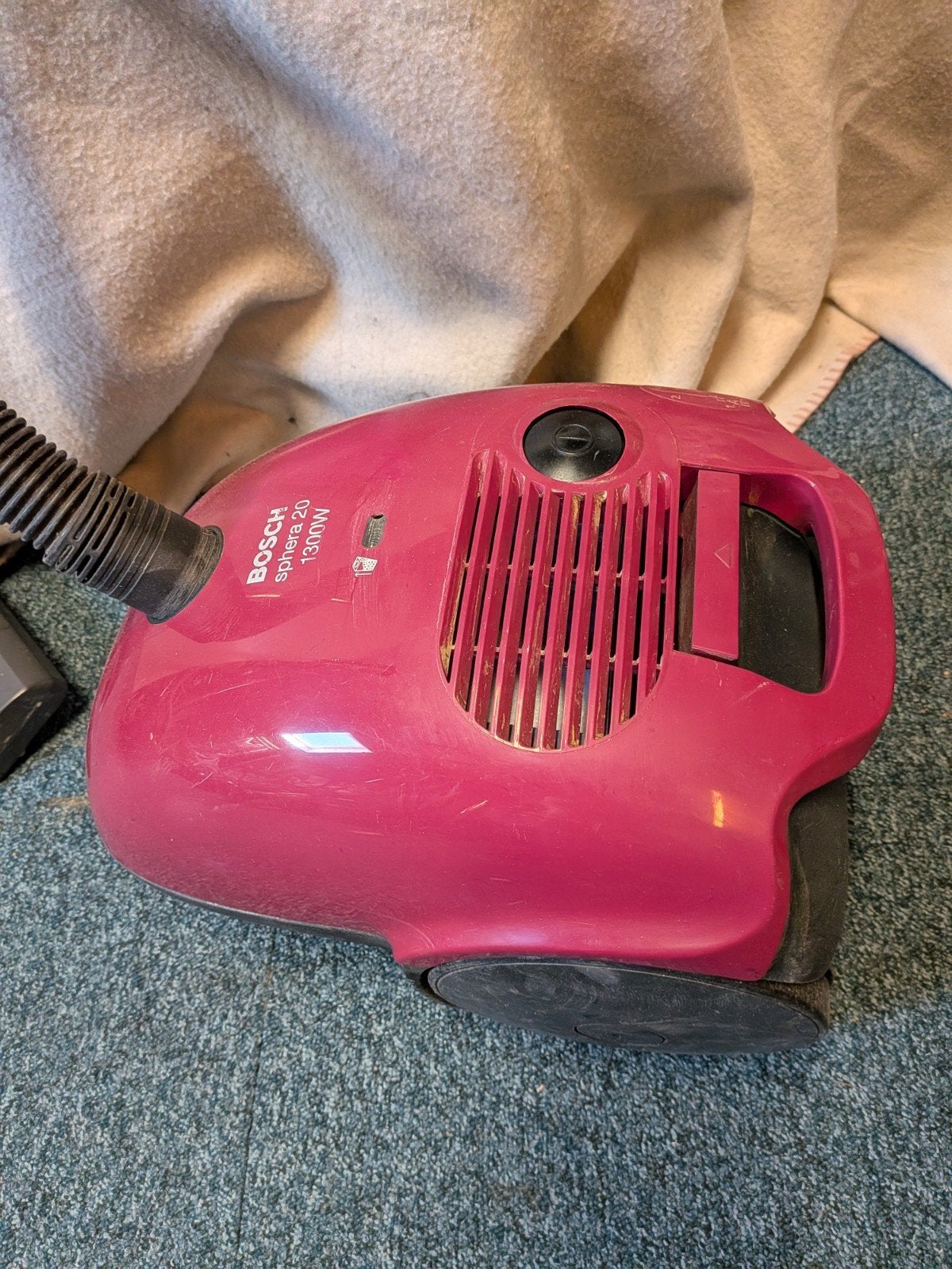 Stofzuiger, Doe-het-zelf en Verbouw, Ophalen, Zo goed als nieuw, Minder dan 600 watt, Overige typen