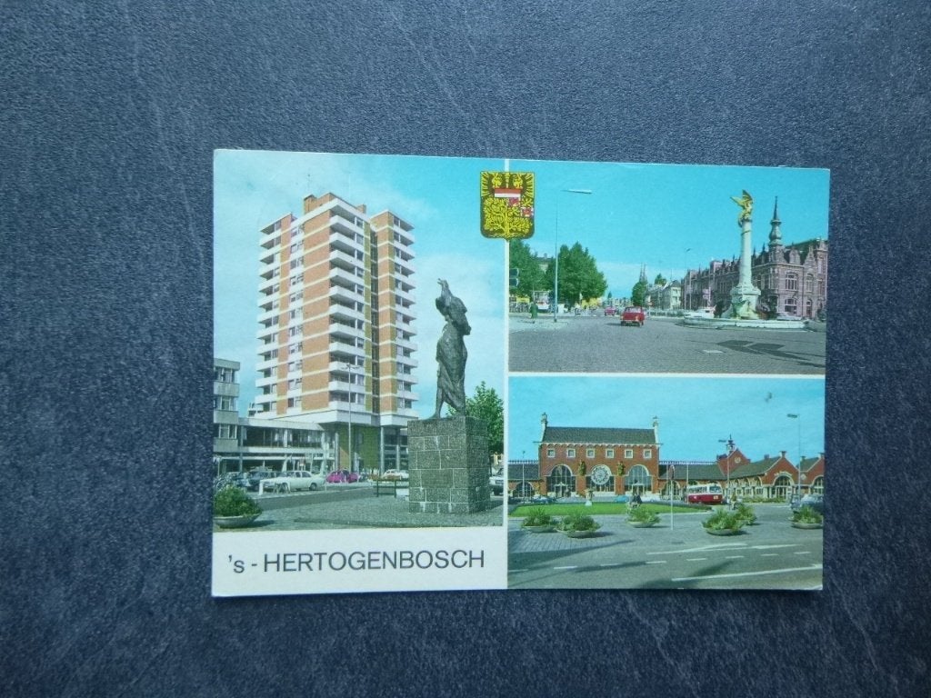 's Hertogenbosch, station/Burg. Loeffplein/Koninginnelaan, Verzamelen, Ansichtkaarten | Nederland, Verzenden, 1960 tot 1980, Gelopen
