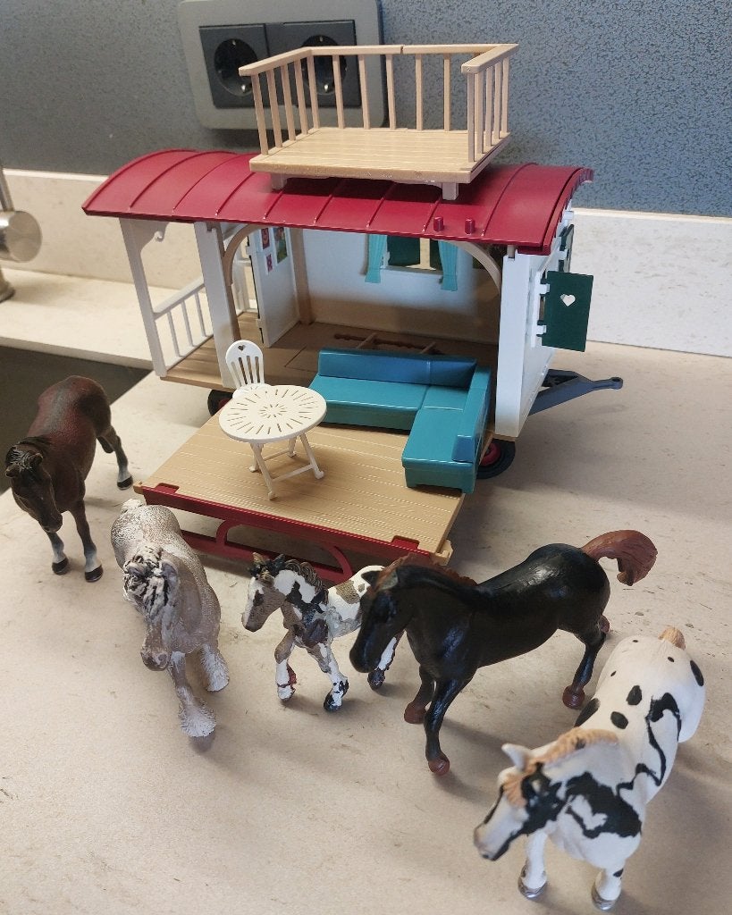 Schleich woonwagen met 5 paarden  - STUNT, Ophalen of Verzenden, Gebruikt