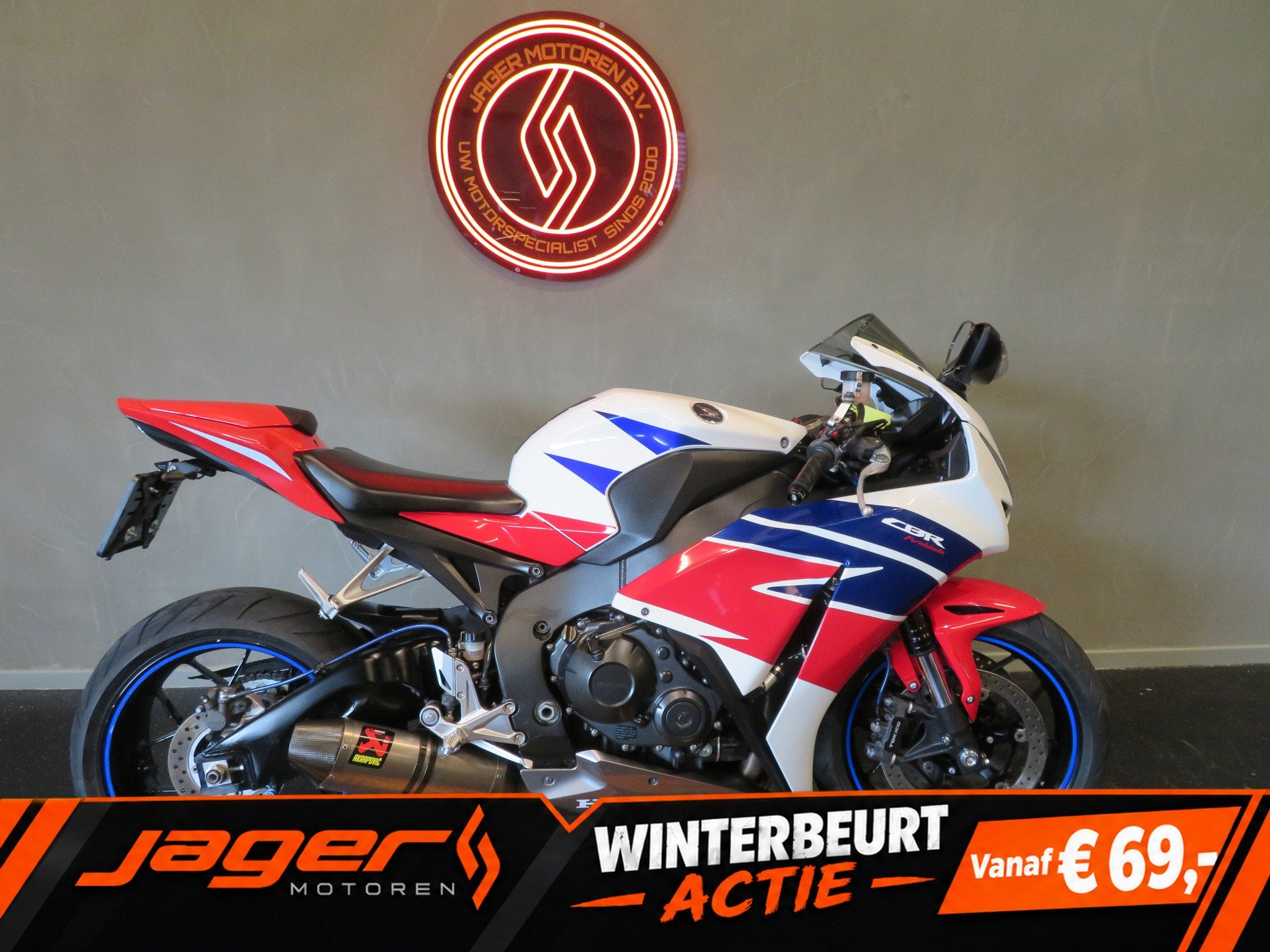 Honda CBR 1000 RR FIREBLADE ZEER FRAAI! (bj 2014), Motoren, Super Sport, Gebruikt, Bedrijf