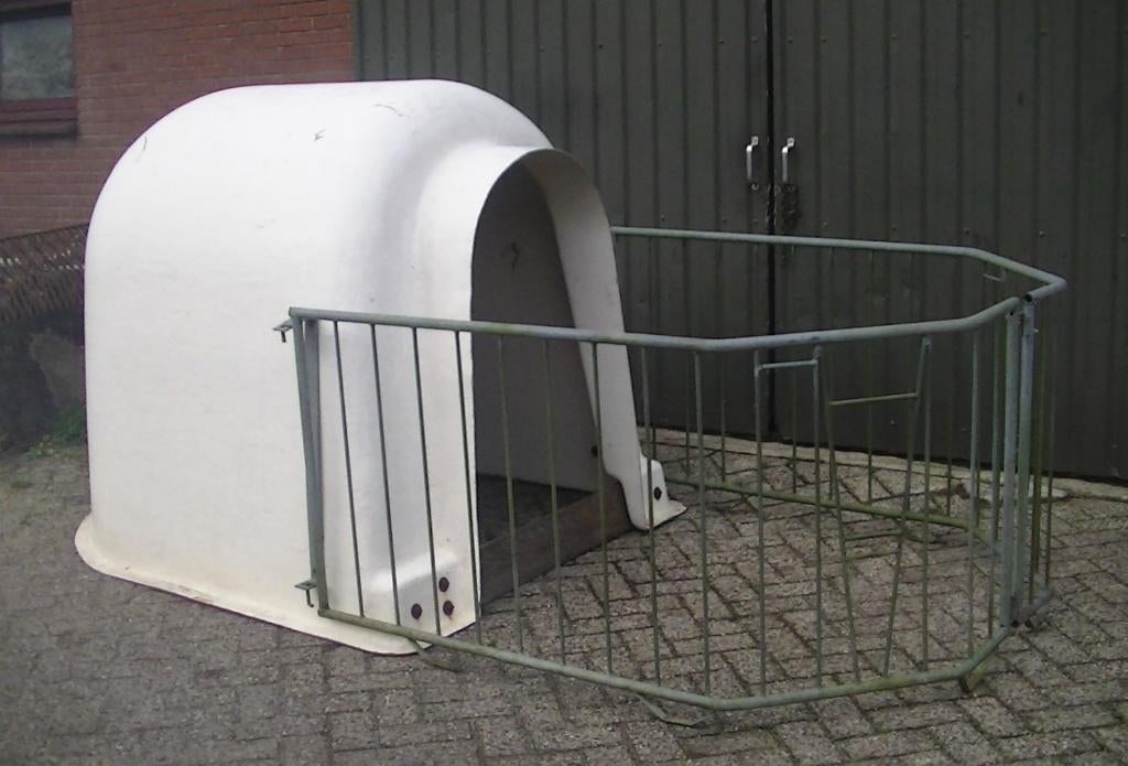 💥Van Dal kalveriglo / kalver-hok / iglo / hondenhok / hut💥, Ophalen, Gebruikt