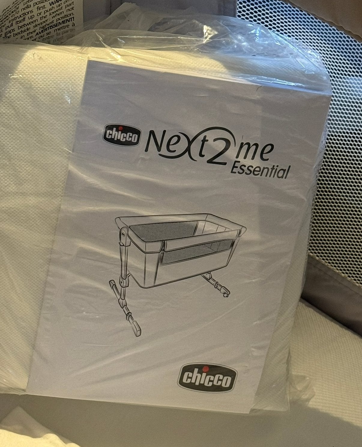 Foto 2 van Chicco Next2Me Essential Co-sleeper Wieg - Zo goed als nieuw