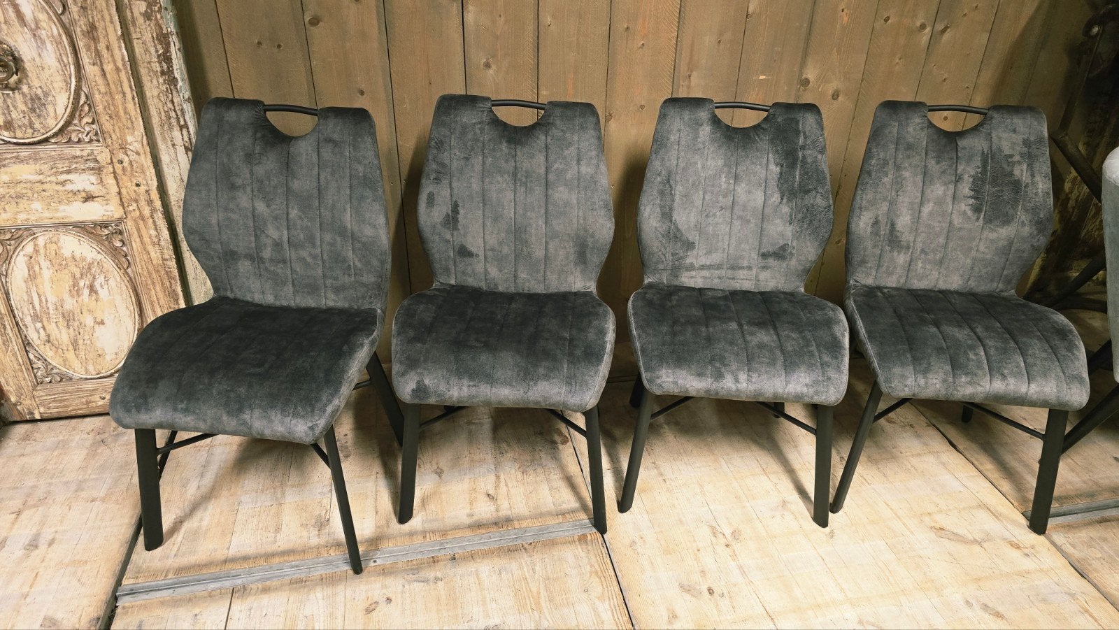 Mooie Groene Eetkamerstoelen Velvet stof Nieuw!, Hout, Overige kleuren, Nieuw, Ophalen of Verzenden