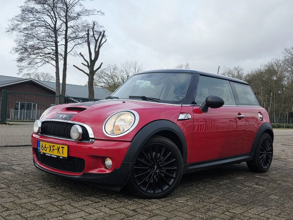 MINI Mini 1.6 Cooper S, nieuwe APK (bj 2007), Auto's, Mini, Voorwielaandrijving, Gebruikt, 4 cilinders, 4 stoelen