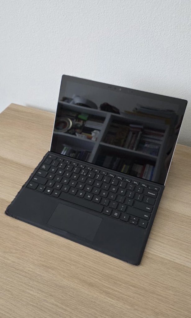 Surface Pro 7 (i5/8GB/256GB) met toetsenbord, Ophalen, Qwerty, 8 GB, Minder dan 2 Ghz