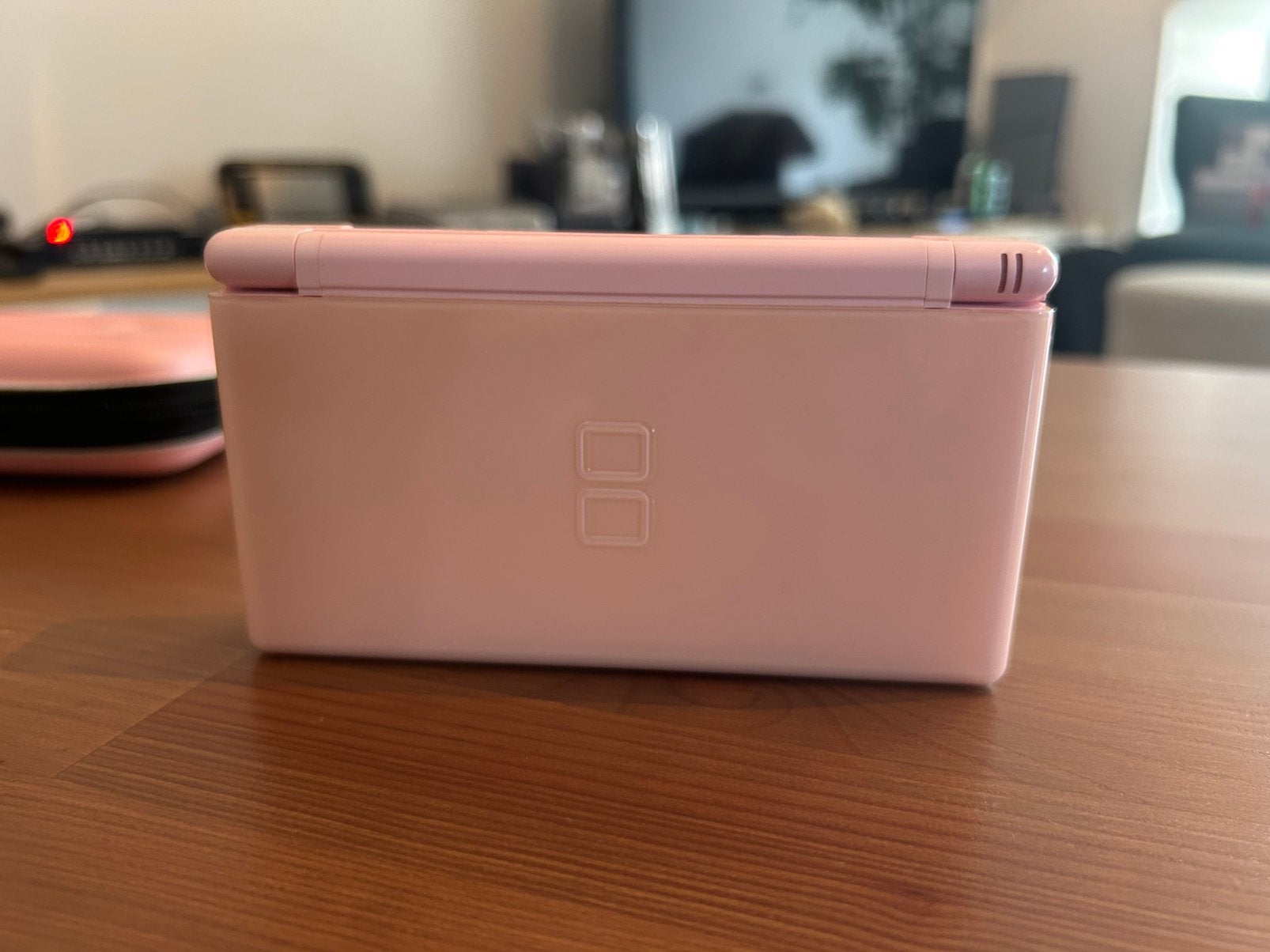 Nintendo DS Lite Roze - Als Nieuw, Spelcomputers en Games, Spelcomputers | Nintendo DS, Ophalen of Verzenden, Zo goed als nieuw