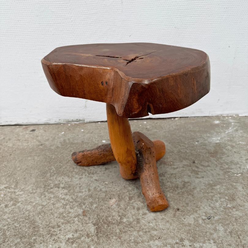 Vintage tafeltje of klein kunstobject Kwihihout, Aruba-1965, Antiek en Kunst, Overige typen, Brutalistisch, Ophalen of Verzenden