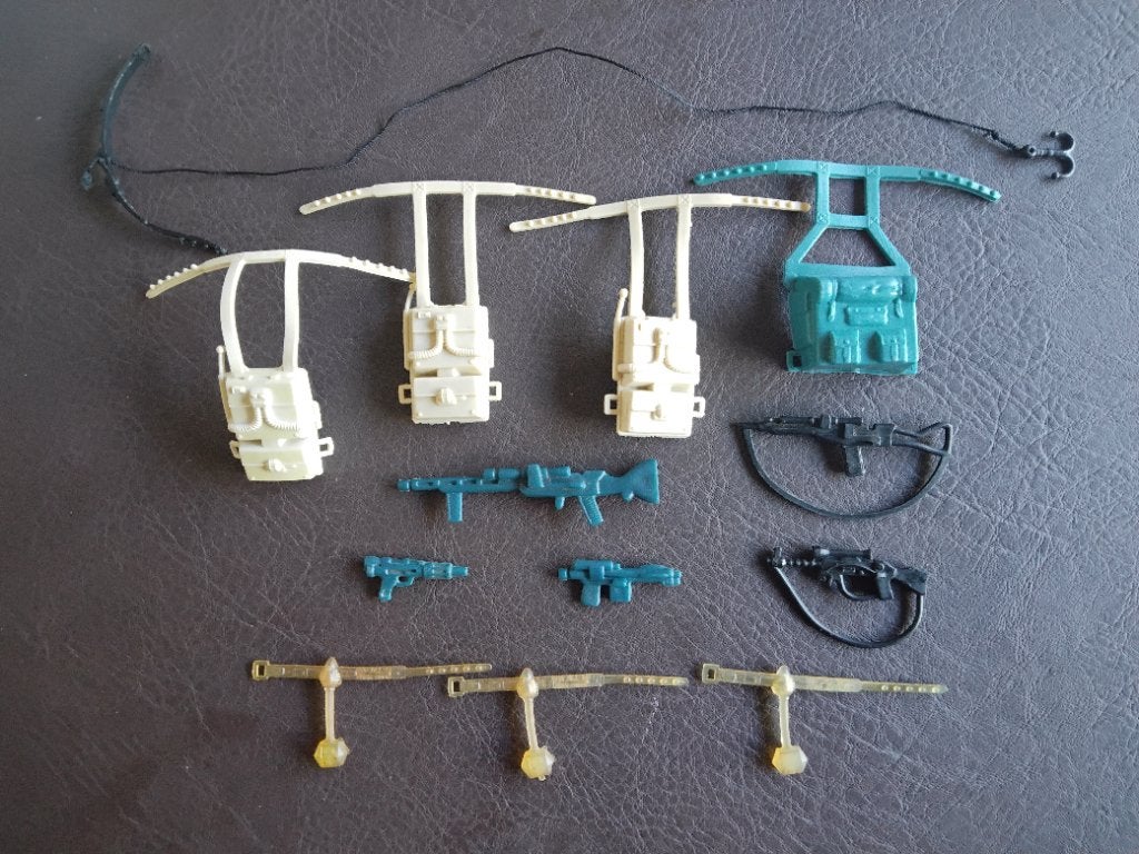 Vintage Star Wars survival kit blaster wapens mail away pack, Ophalen of Verzenden, Gebruikt, Actiefiguurtje