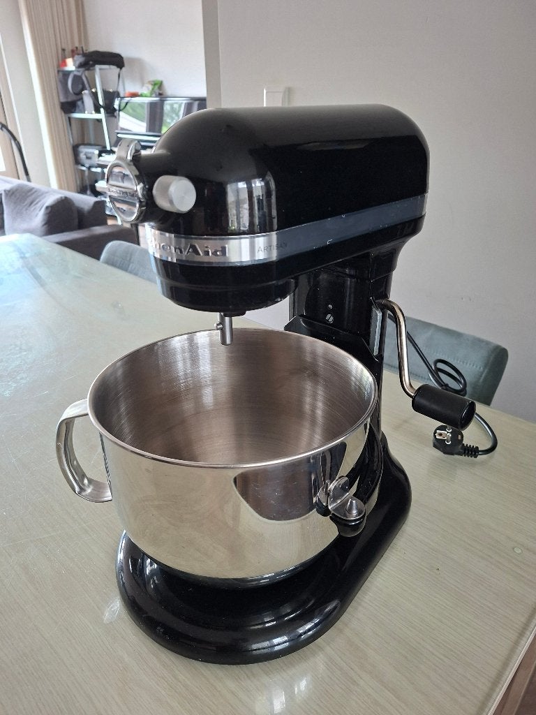 KitchenAid - Artisan 5KSM7580XEOB, Ophalen, 4 liter of meer, Gebruikt, 3 snelheden of meer