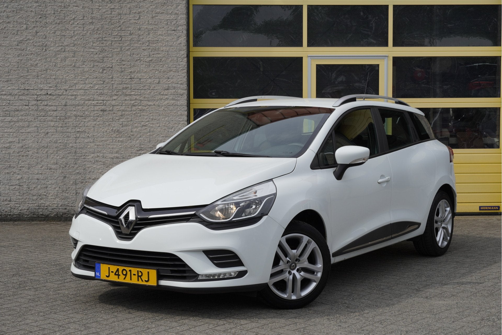 Renault Clio Estate 0.9 TCe Zen BJ2020 Led | Navi | Airco |, Auto's, Voorwielaandrijving, 898 cc, Stof, Gebruikt