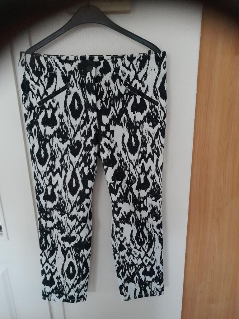 Zwart wit broek van Zerres maat 40., Maat 38/40 (M), Verzenden, Zwart, Zo goed als nieuw