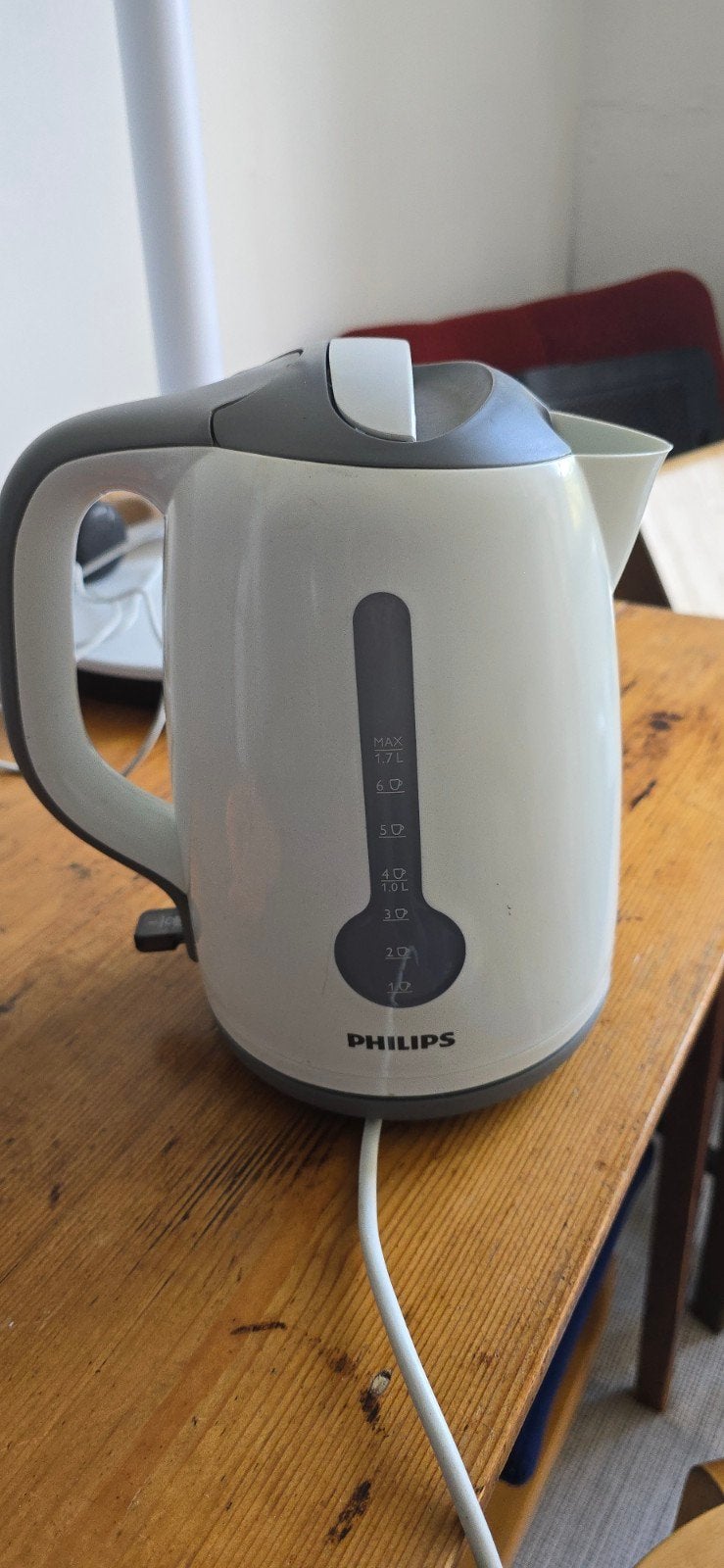 Philips Waterkoker - Wit/Grijs - 1.7L, 1 tot 2 liter, Ophalen of Verzenden, Gebruikt
