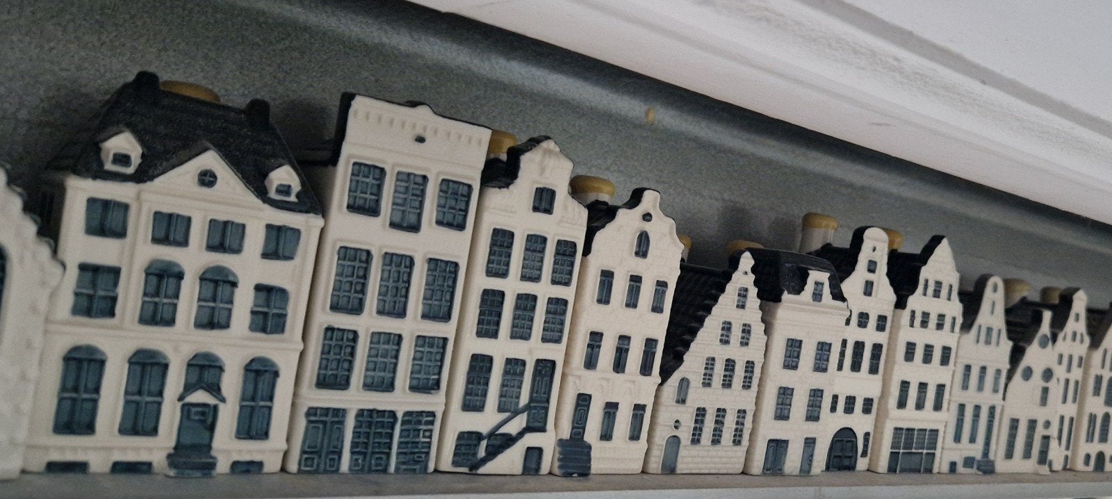 KLM huisjes 81 t/m 99 – Gevuld en onbeschadigd, Ophalen, Zo goed als nieuw, Gevuld