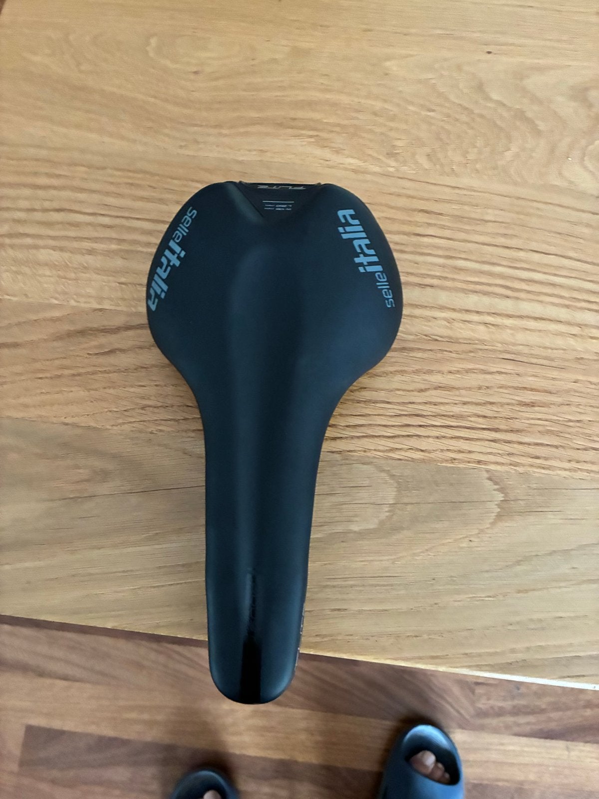 Nieuw Selle Italia Flite Zadel - 135 mm breed en 250 mm lang, Gebruikt, Overige materialen, Ophalen of Verzenden, Zadel