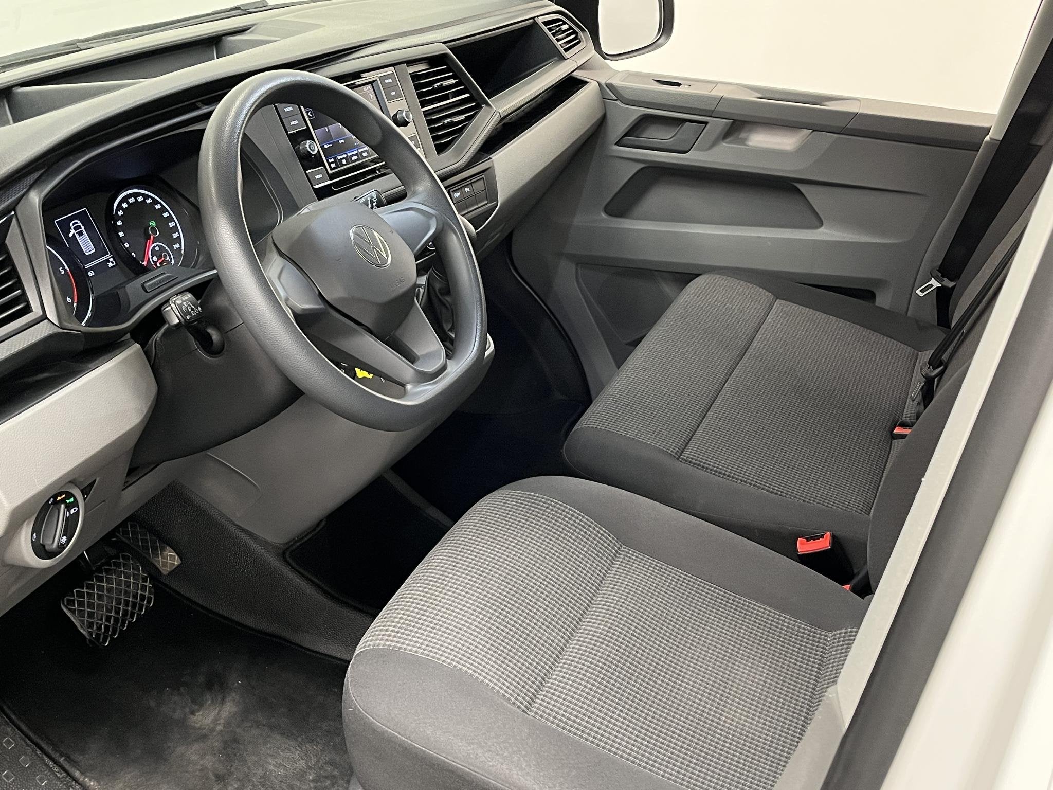 Volkswagen Transporter 2.0 TDI L2H1 150PK Automaat Airco Cru, Auto's, Stof, Gebruikt, 4 cilinders, 150 pk