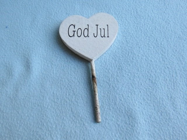 Vintage Zweeds houten hartje op een stokje met God Jul erop, Ophalen of Verzenden, Gebruikt