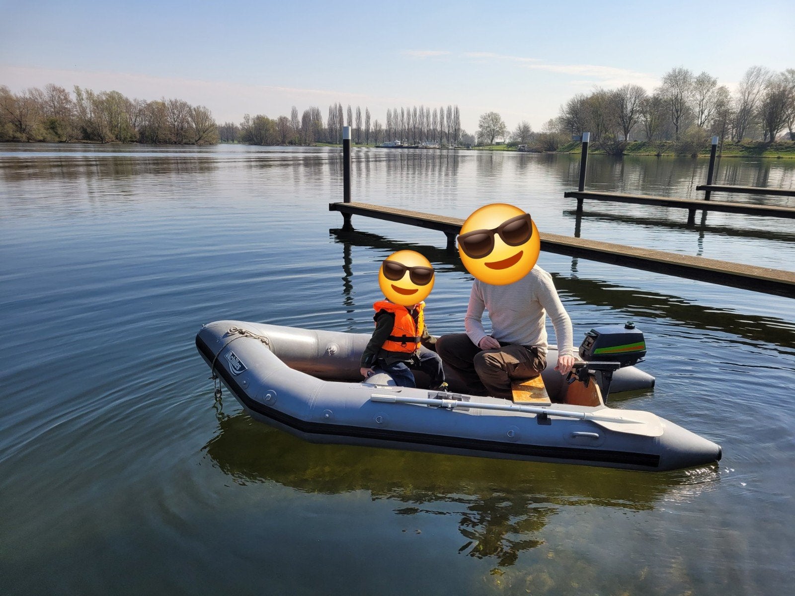 Achilles rubberboot met 2.5pk 4takt Suzuki (hypalon), Watersport en Boten, Ophalen, Quicksilver, Gebruikt, Peddels