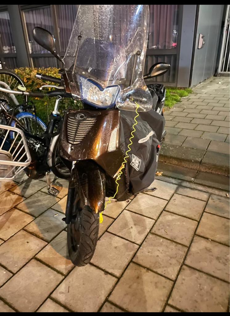 Kymco people s 50, Fietsen en Brommers, Scooters | Kymco, Ophalen, Zo goed als nieuw