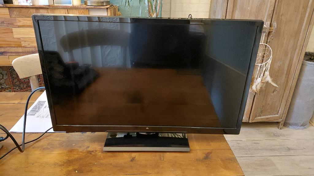 OK 24 inch Televisie met ingebouwde DVD-speler, LED, 50 Hz, HD Ready (720p), Zo goed als nieuw