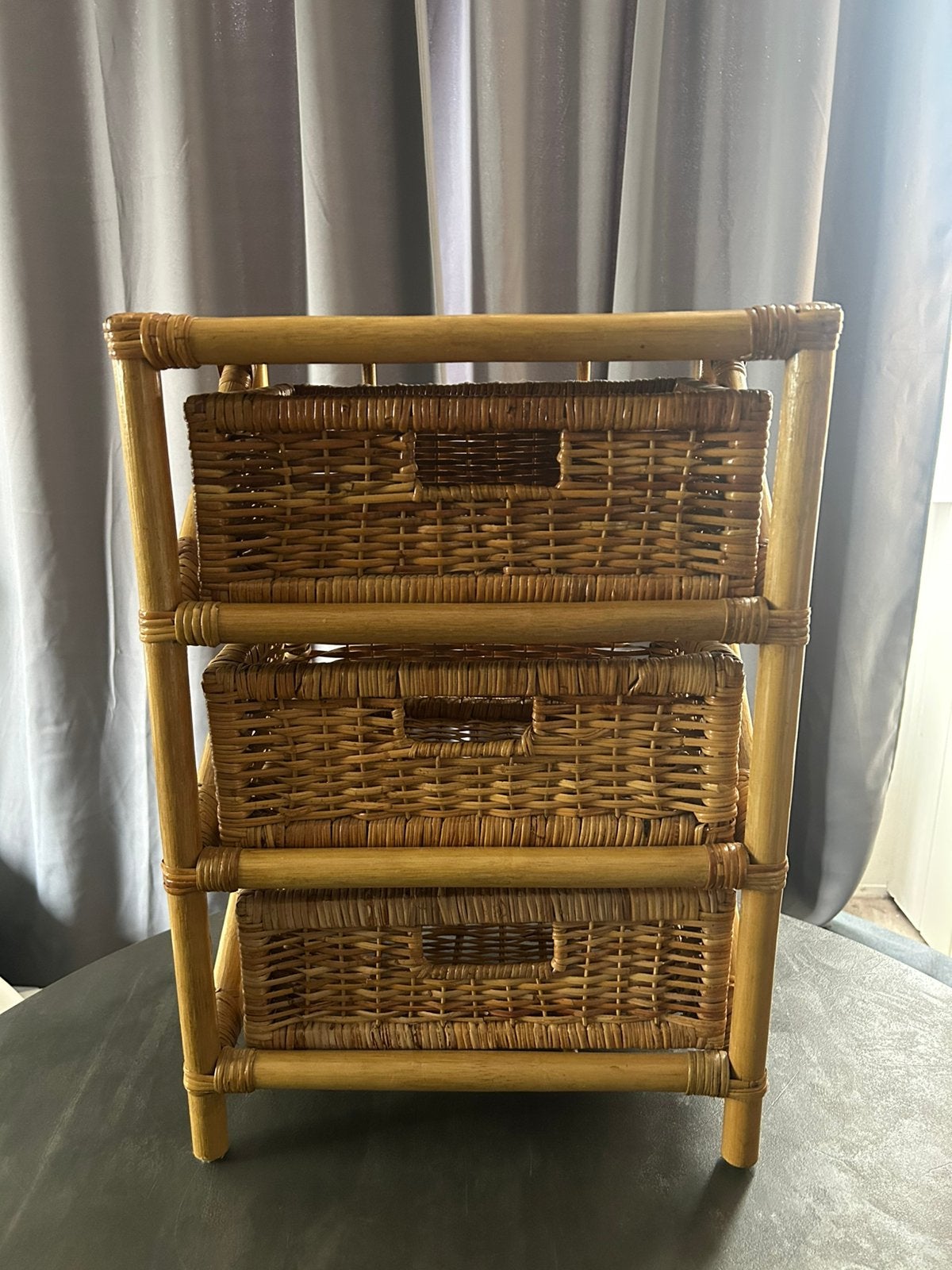 Vintage ladekastje van rotan en bamboe, Minder dan 50 cm, Ophalen of Verzenden, Zo goed als nieuw, 3 of 4 laden