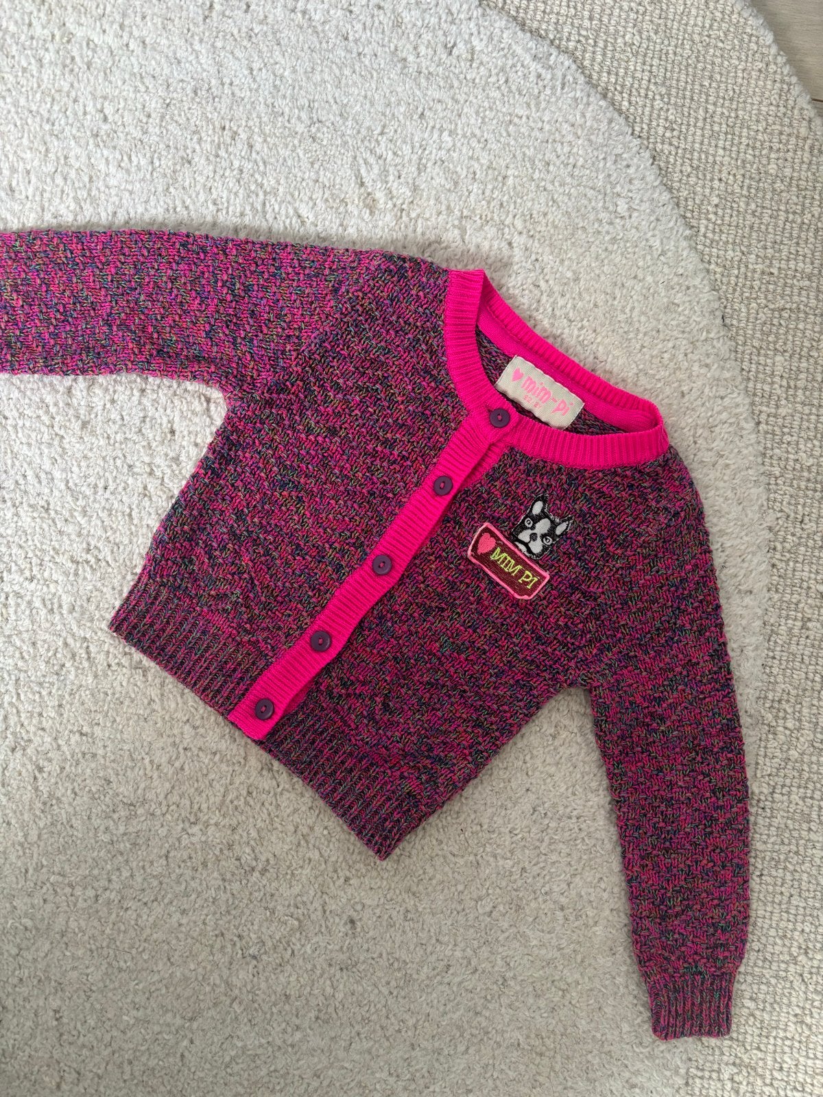 Mim-Pi Roze Gebreid Vestje met Hondje - Zo goed als nieuw, Ophalen of Verzenden, Zo goed als nieuw, Meisje