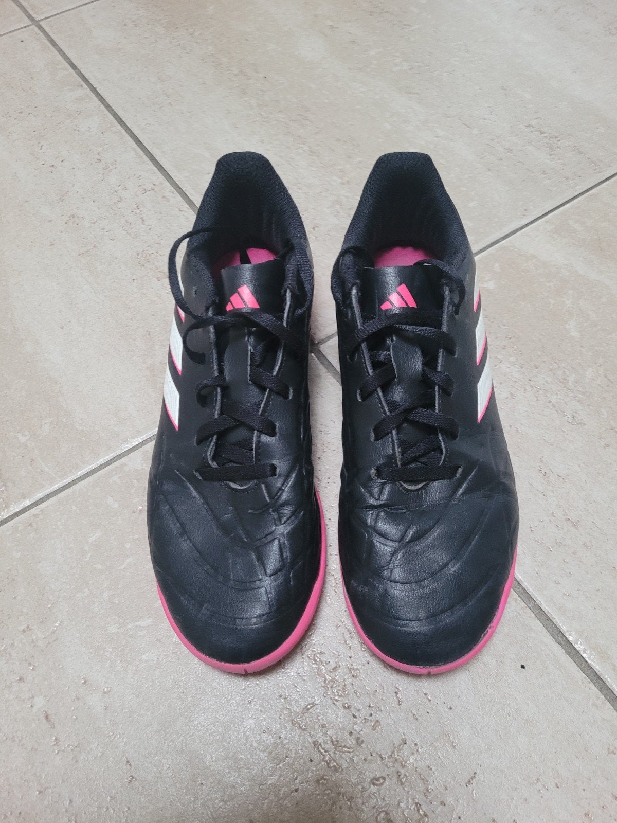 Adidas Copa zaalvoetbalschoenen - Maat 38 2/3, Ophalen, Zo goed als nieuw, Schoenen