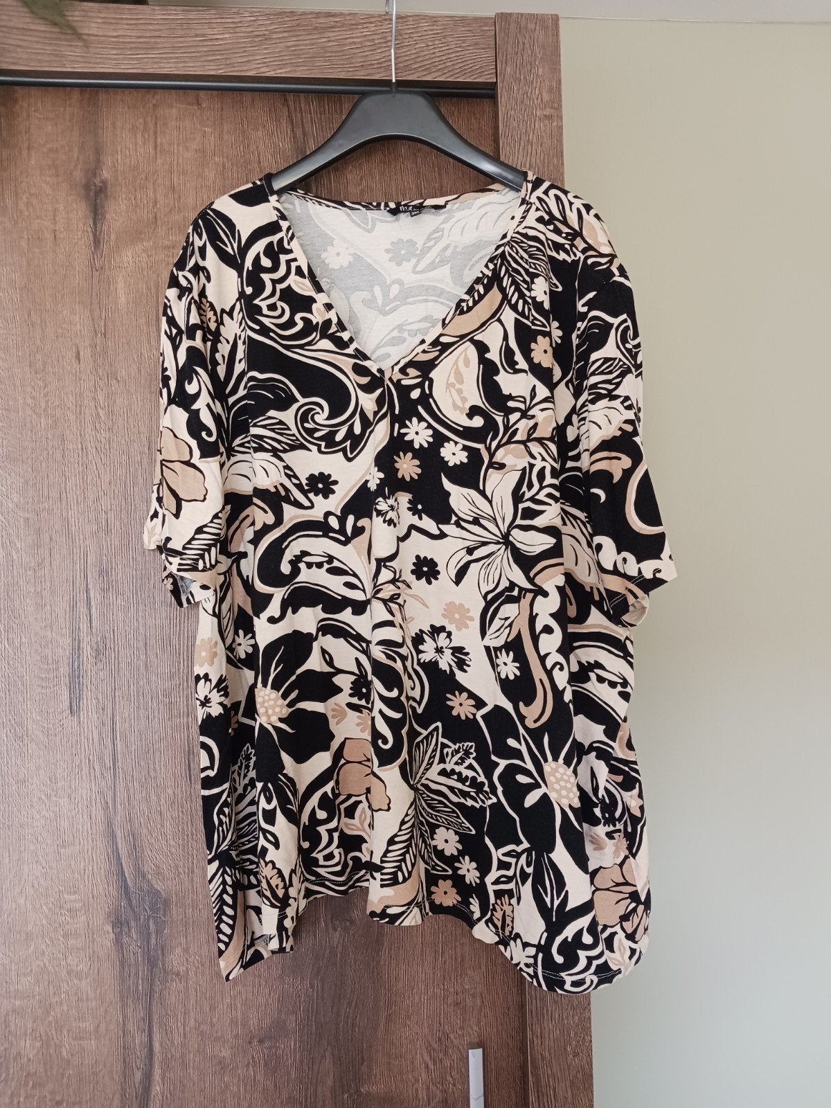leuk dames shirt, Beige, Maat 46/48 (XL) of groter, Ophalen of Verzenden, Korte mouw