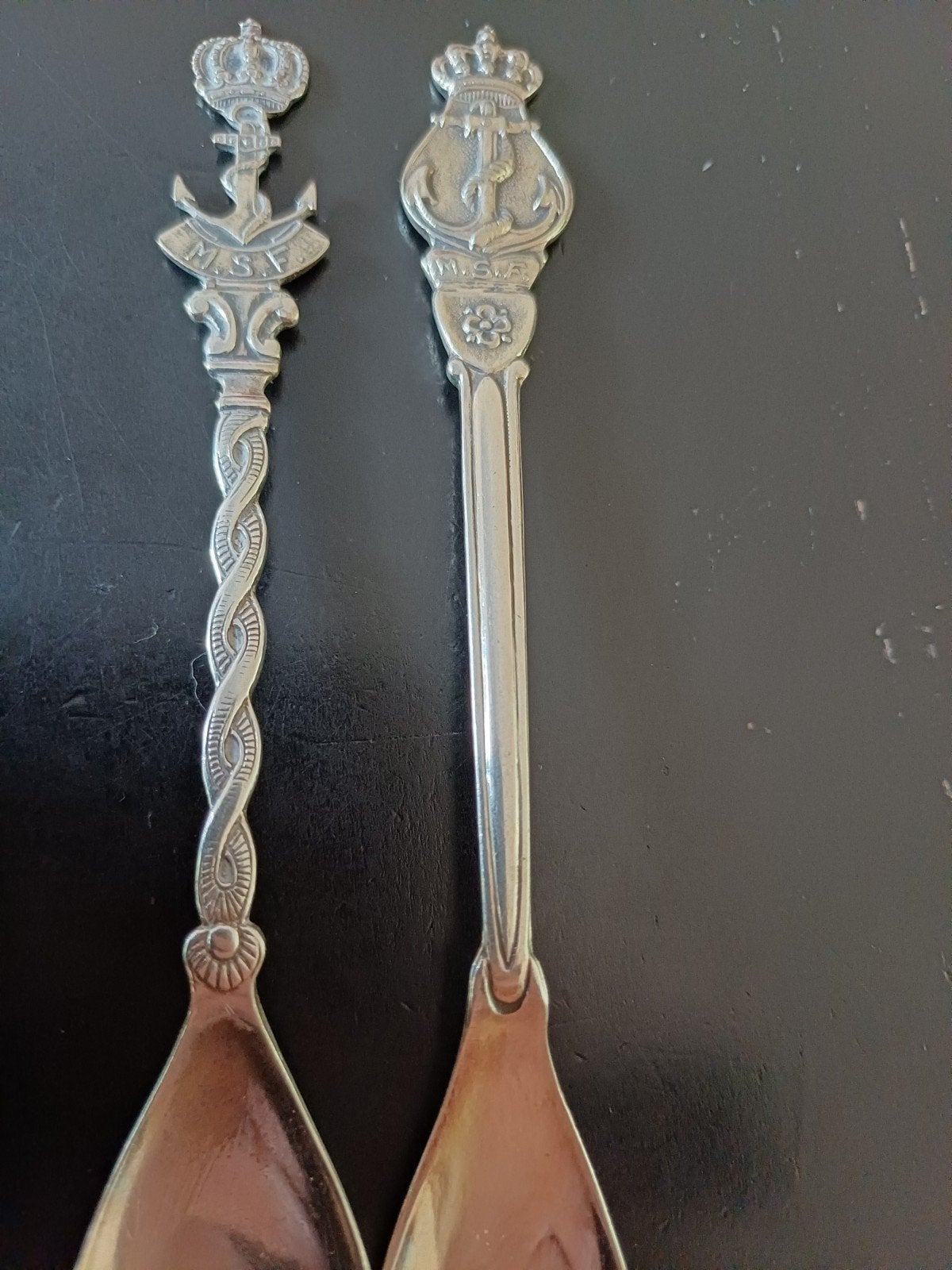 2 lepeltjes marine sanitaire fonds, Ophalen of Verzenden