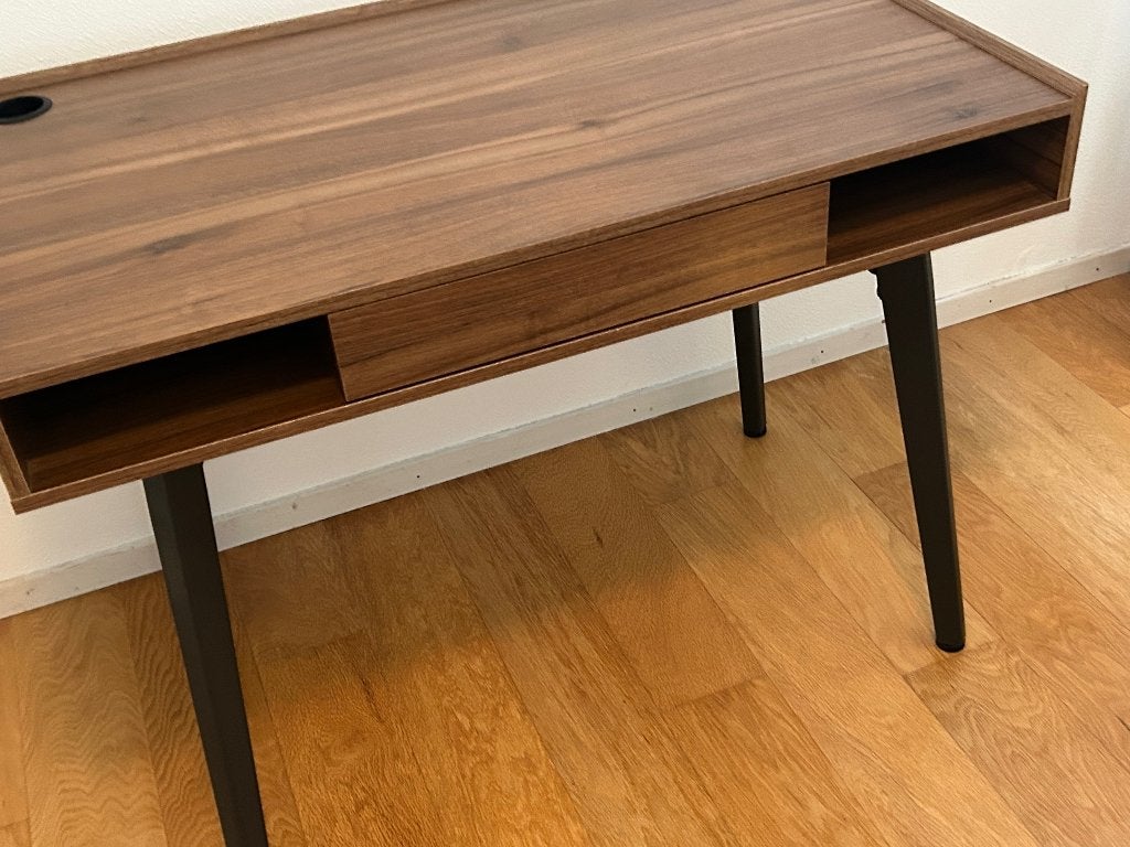 Modern bureau 100x60 met lade en opbergvakken, Huis en Inrichting, Bureaus, Ophalen, Hout, Bruin, Zo goed als nieuw