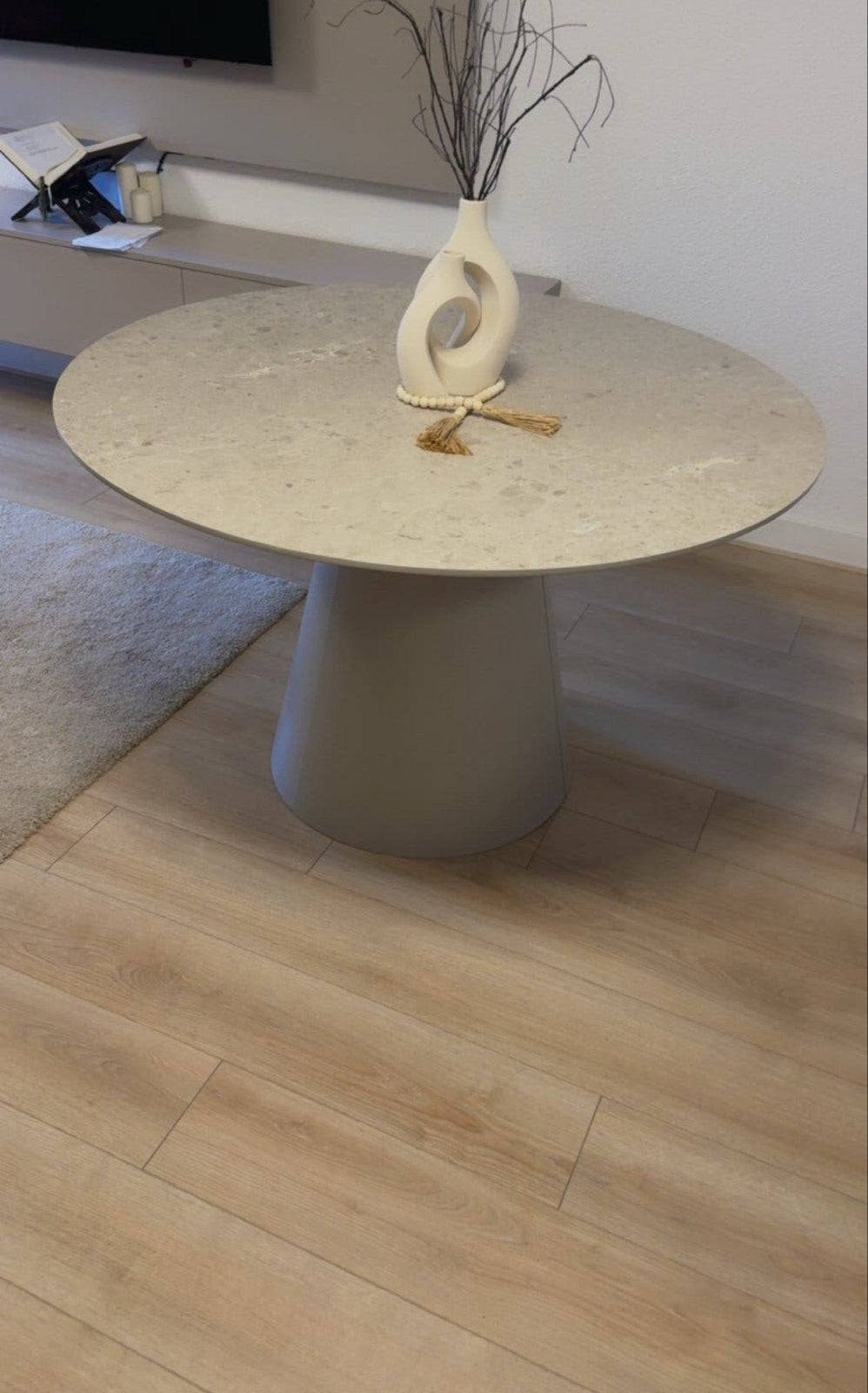 Moderne ronde eettafel - Zo goed als nieuw, Ophalen, Overige materialen, 100 tot 150 cm, Rond