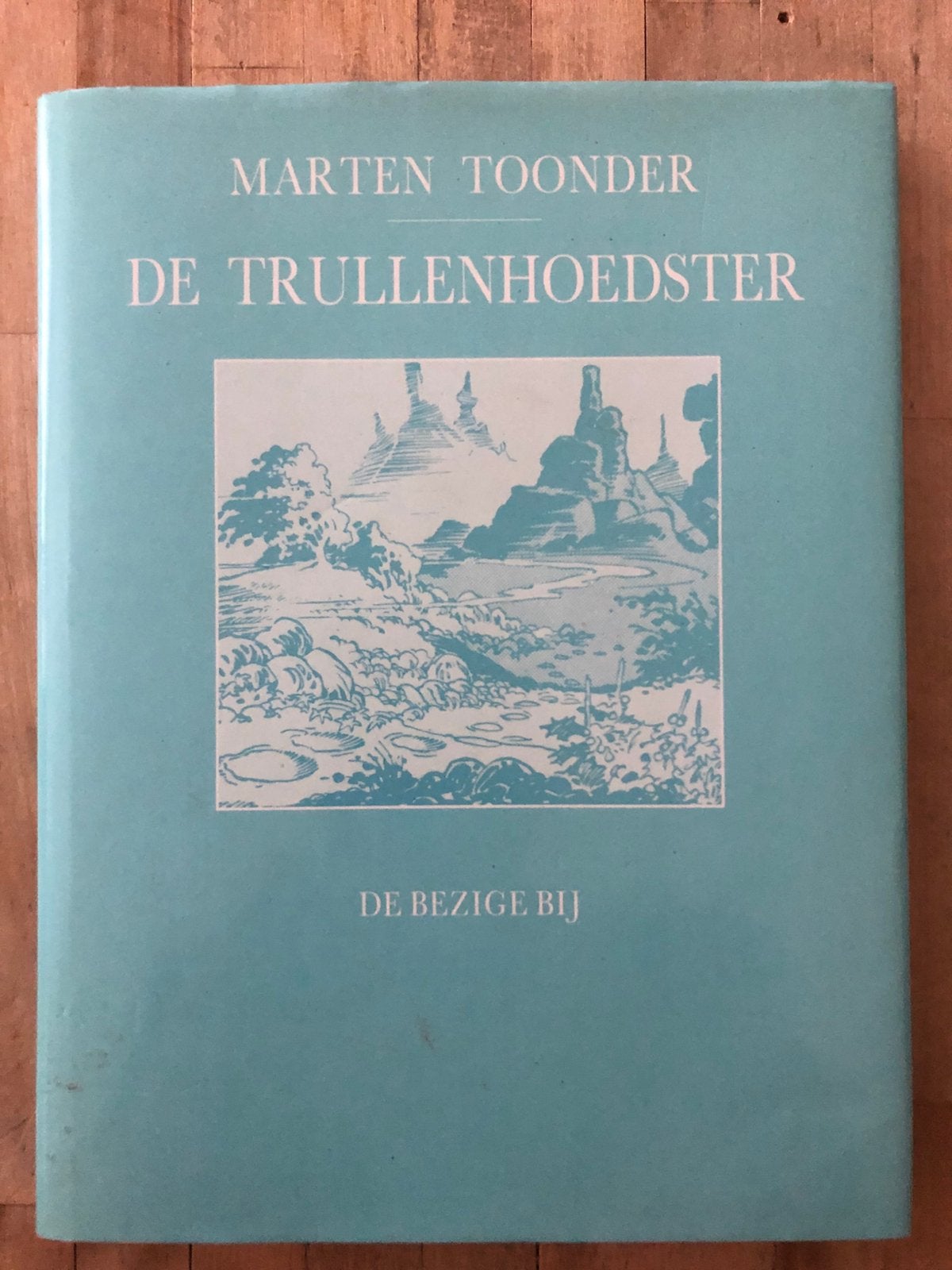 De Trullenhoedster ( Marten Toonder), Ophalen of Verzenden, Gelezen