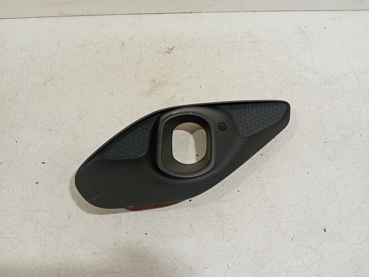Afdekplaat Opel Corsa, Onderdelen@venauto.nl, Van der Ven Autorecycling B.V., Gebruikt, Ettenseweg 76, 4706 PB Roosendaal, The Netherlands