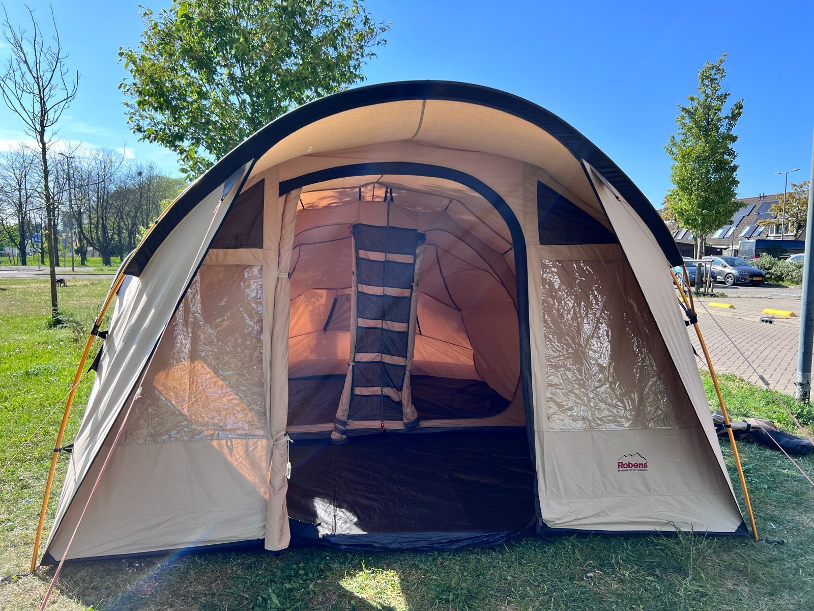 Robens 600 tent - Ruime en degelijke familietent, Ophalen of Verzenden, Gebruikt, Tot en met 4