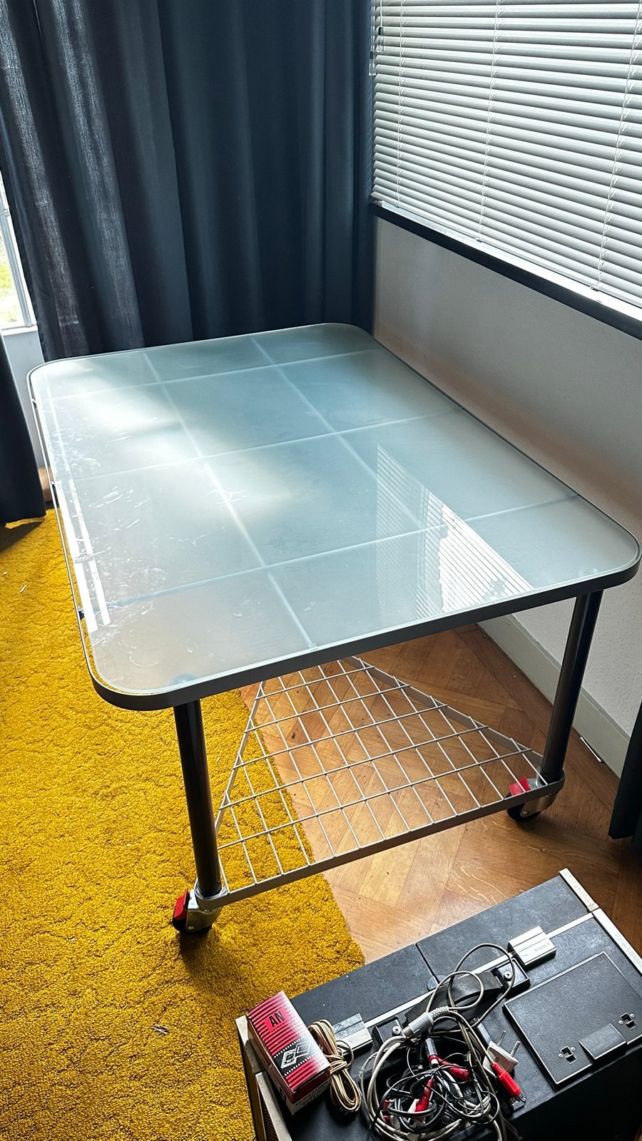Tafel ‘Moment’ ontworpen door Niels Gammelgaard, Ophalen, Gebruikt, 100 tot 150 cm, Tot twee personen