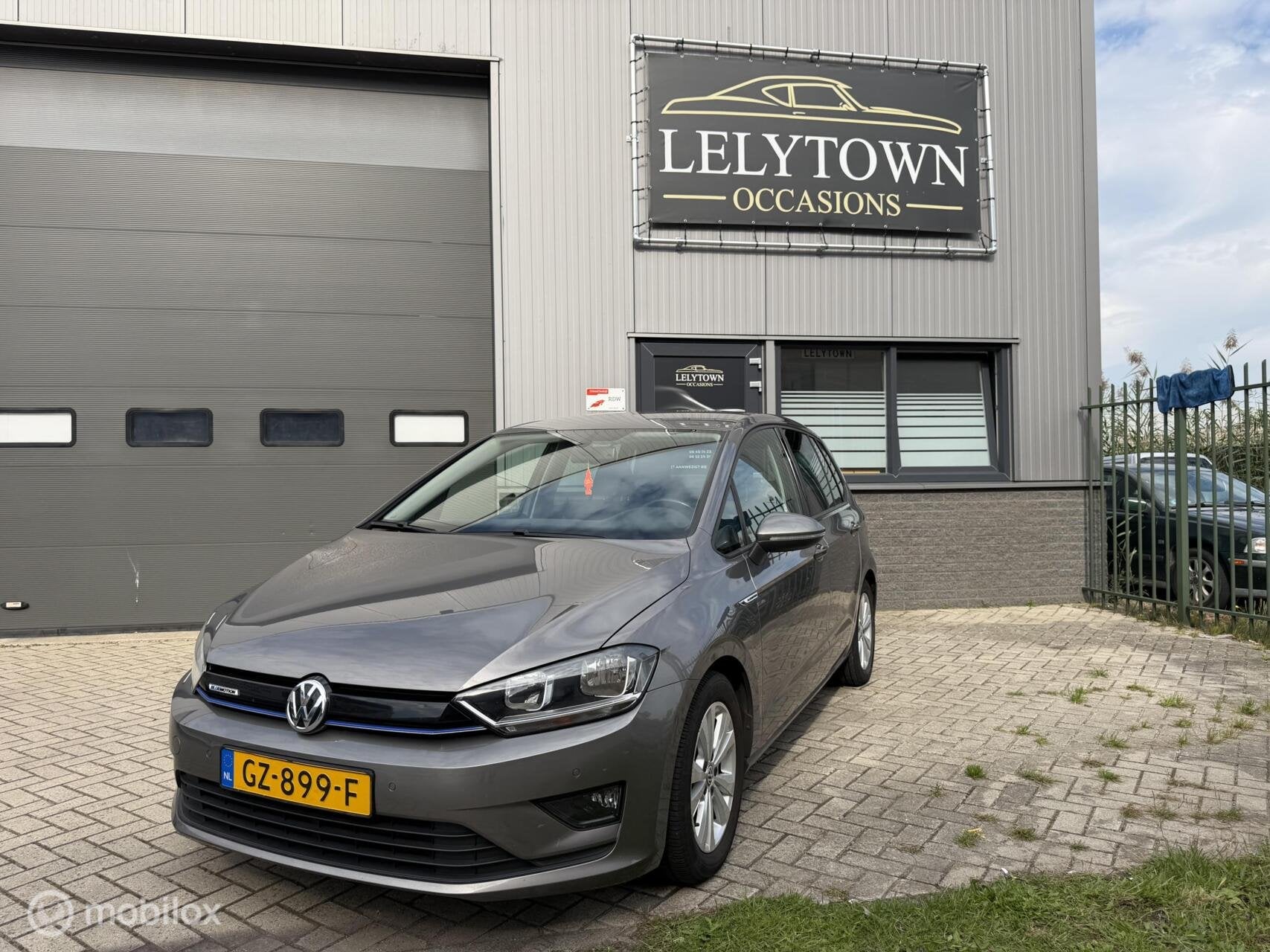 Volkswagen Golf Sportsvan 1.0 TSI | 2de Eig | PDC | Trekhaak, Auto's, Gebruikt, Euro 6, Bedrijf, Zilver of Grijs