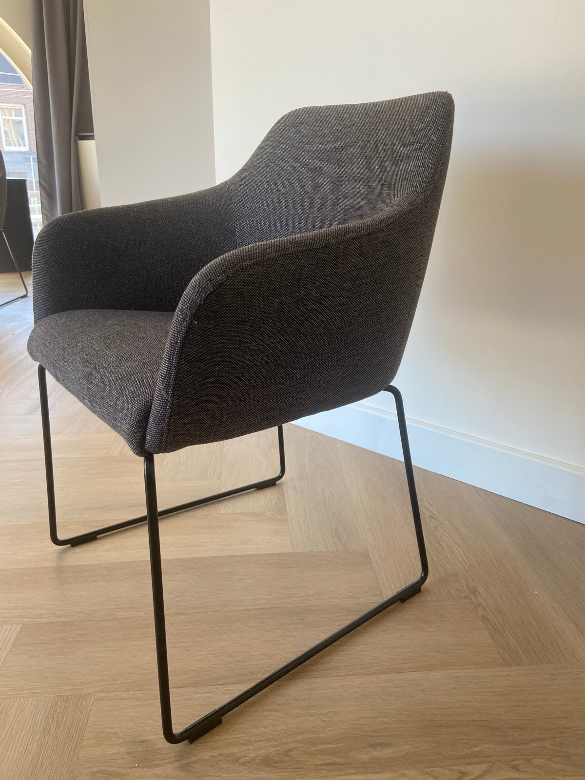 4 TOSSBERG eetkamer stoelen., Huis en Inrichting, Stoelen, Ophalen, Zo goed als nieuw, Eén, Stof