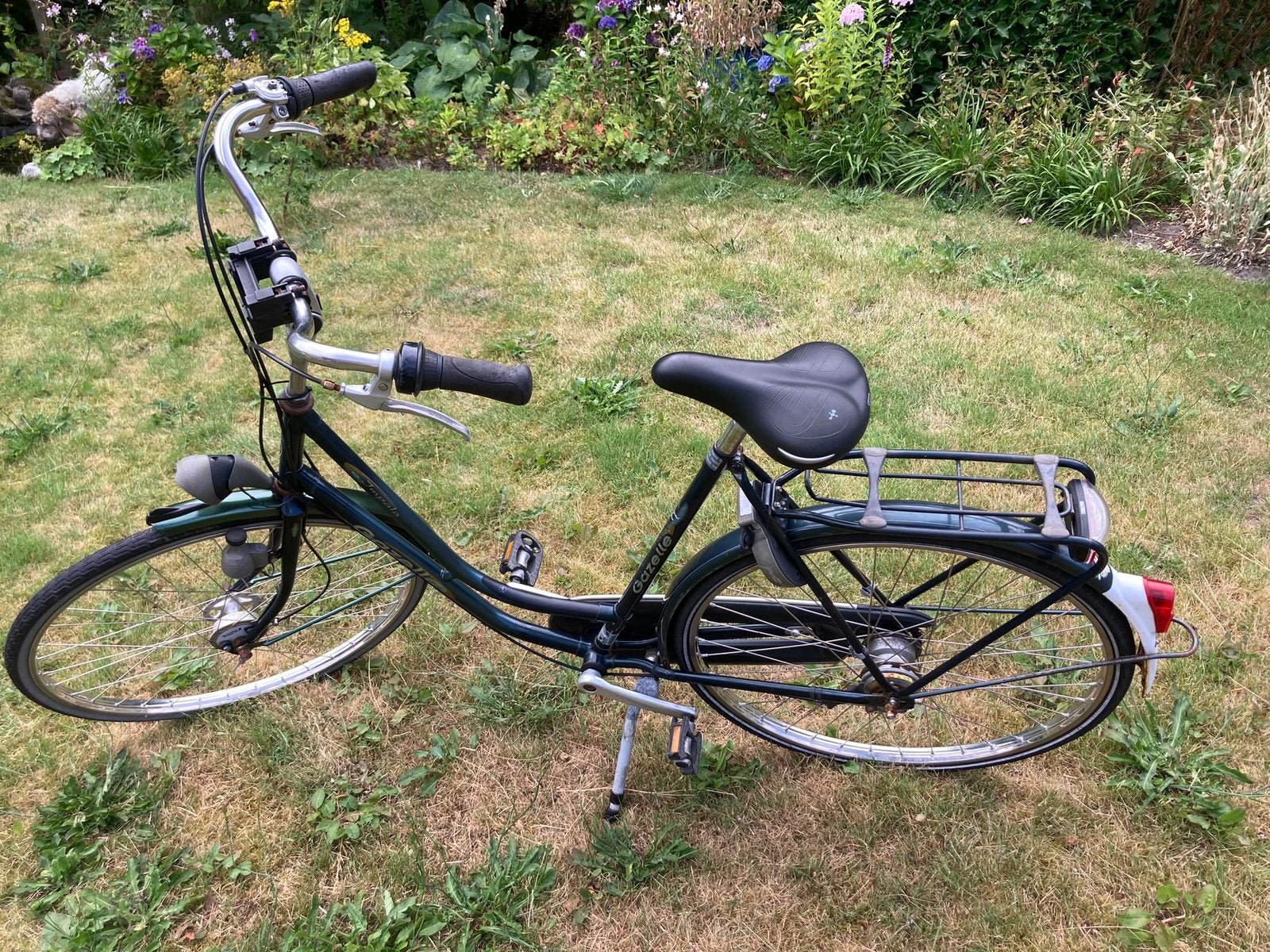 Damesfiets, Gazelle Impala, 58 cm, licht, slot, versnelling,, Fietsen en Brommers, Ophalen, Gebruikt, Versnellingen, 56 cm of meer