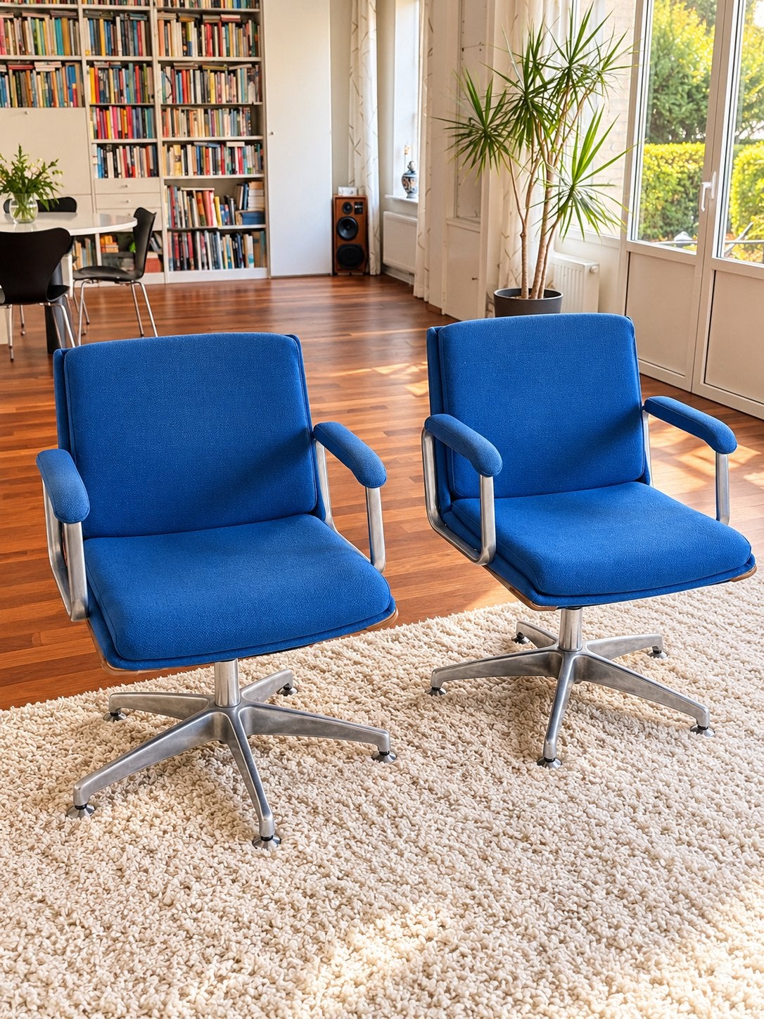 Set van 2 vintage design stoelen, Ophalen, Gebruikt, Blauw, Twee