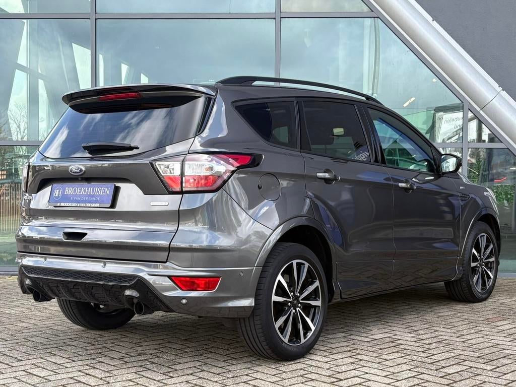 Ford Kuga 1.5 EcoBoost St-Line 150pk Panoramadak / Camera /, Auto's, 4 cilinders, Origineel Nederlands, Bedrijf, Handgeschakeld