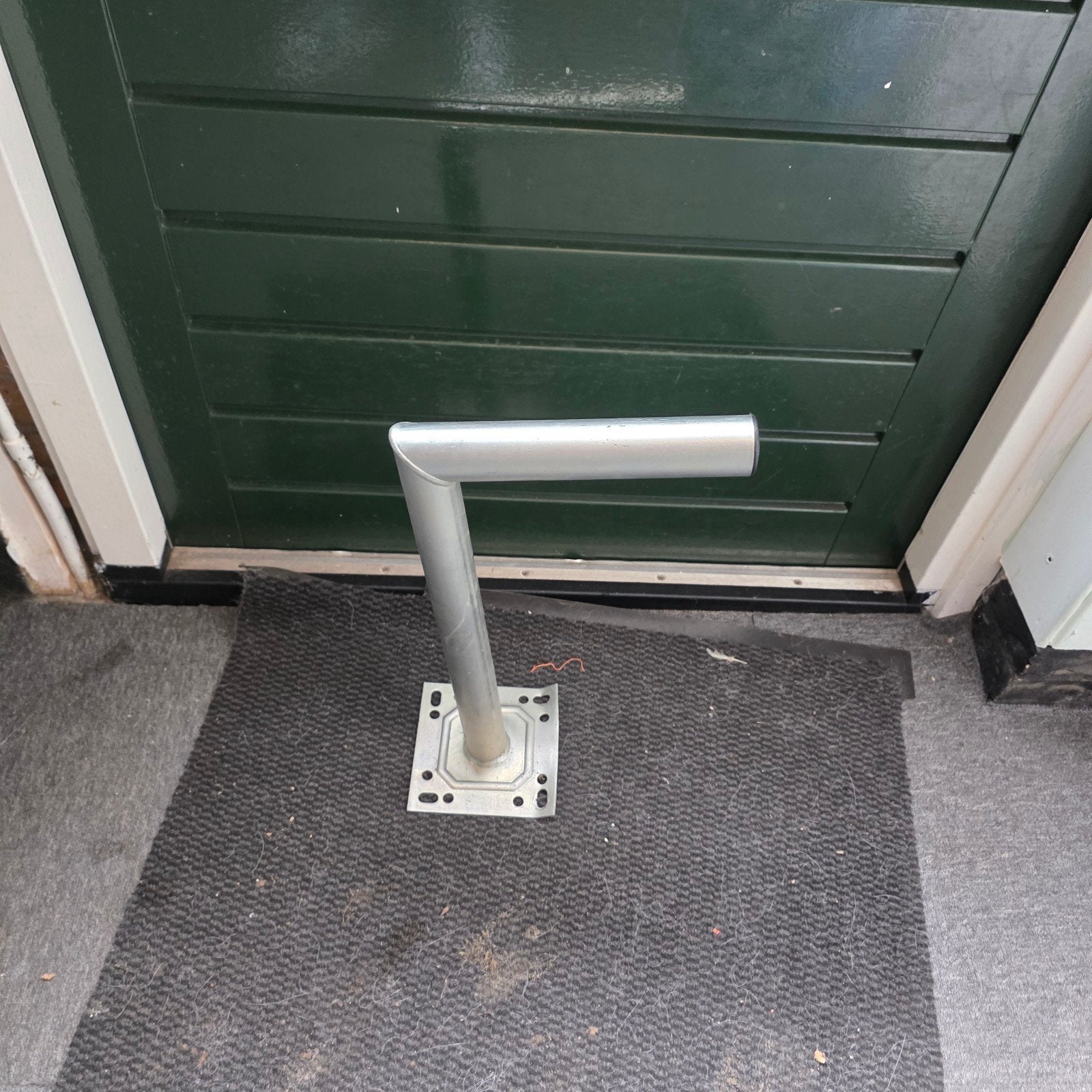 Muurbeugel L voor schotel / antenne, Ophalen of Verzenden, Overige merken