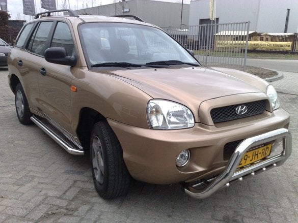 Hyundai Santa Fe Sidebars met RVS treeplanken