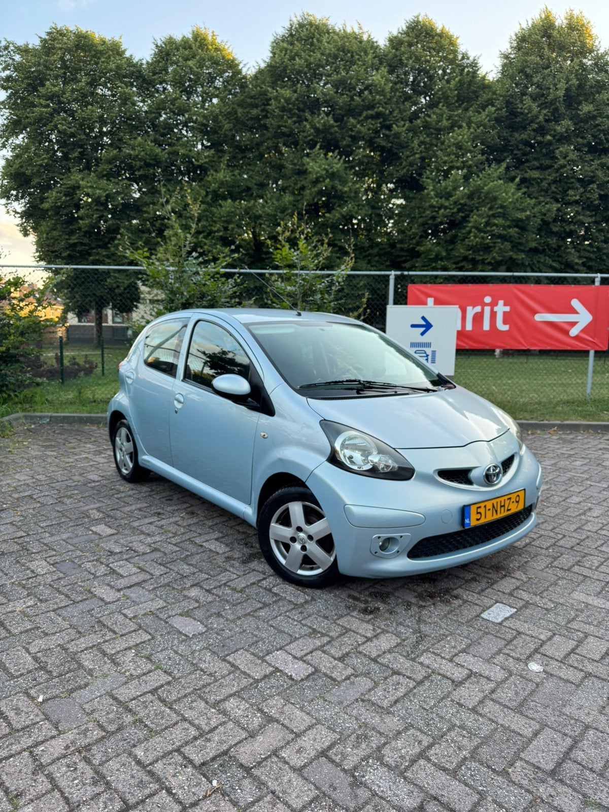 Toyota Aygo 1.0 12V Vvt-i 5DRS 2005 Blauw, Auto's, Voorwielaandrijving, Stof, 68 pk, Handgeschakeld
