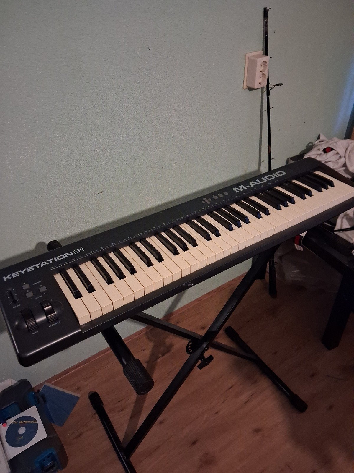 M-Audio Keystation 61 MIDI Keyboard Controller, Muziek en Instrumenten, Keyboards, Midi-aansluiting, Ophalen, Overige merken, 61 toetsen