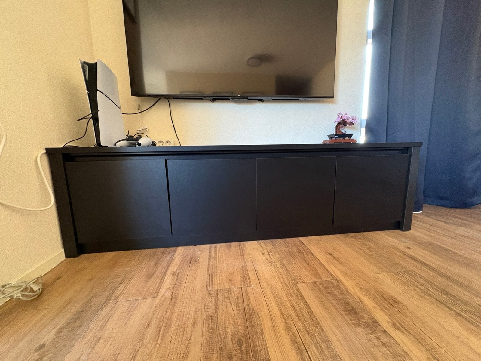 Zwarte Tv meubel, Ophalen, 150 tot 200 cm, Zo goed als nieuw, Minder dan 100 cm