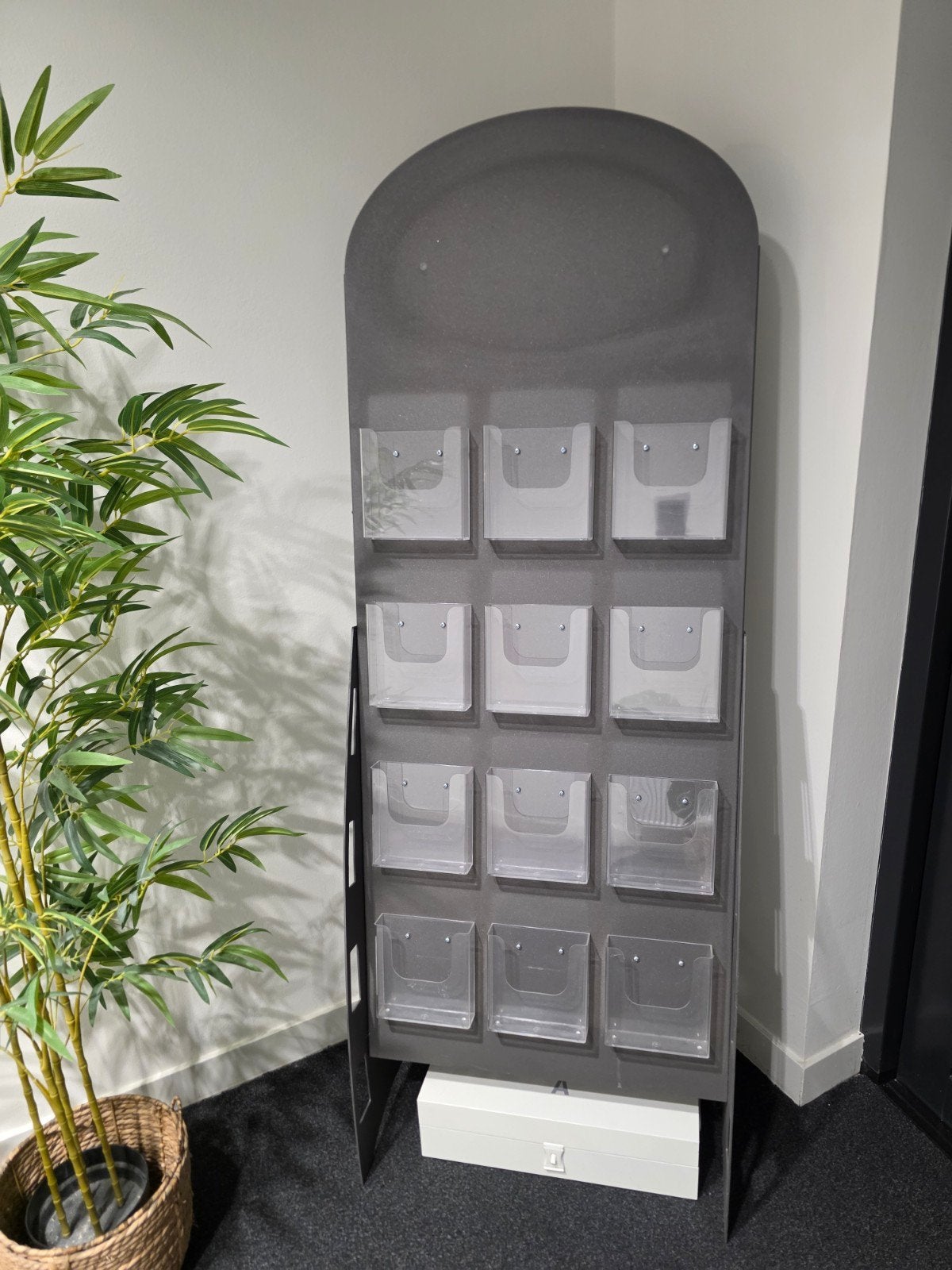 Folderrek voor 1/3 A4 / DIN Lang of A4-formaat, Ophalen, Zo goed als nieuw, Folder