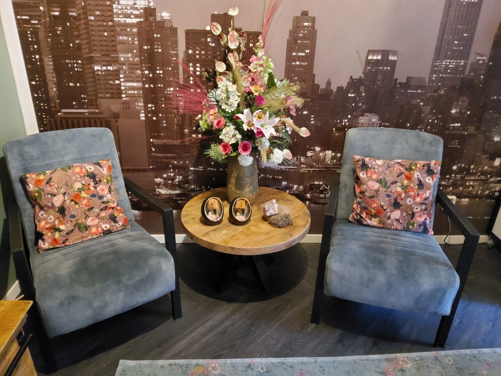 Twee comfortabele fauteuils, kleur diesel, velvet stof, Ophalen, Hout, Gebruikt, Blauw