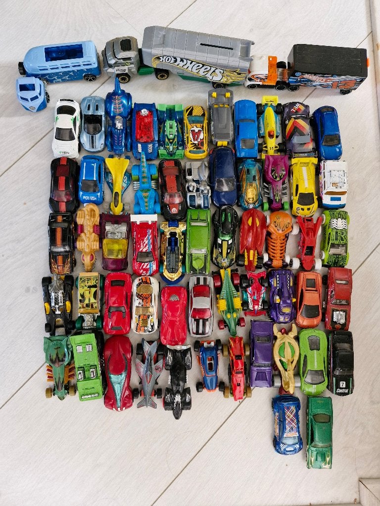 Hotwheels baan,garage,wasserette,60 auto s, Ophalen of Verzenden, Gebruikt